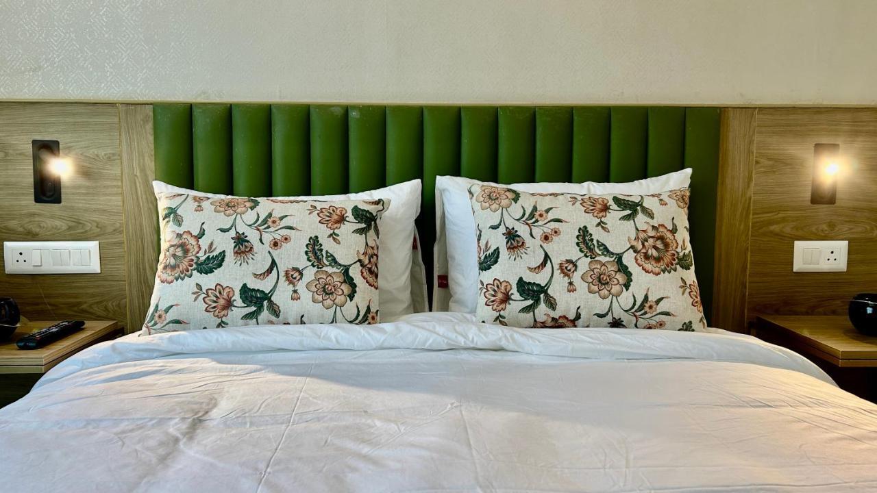 Hotel Limon & Banquet Sector 29, Gurgaon Ngoại thất bức ảnh